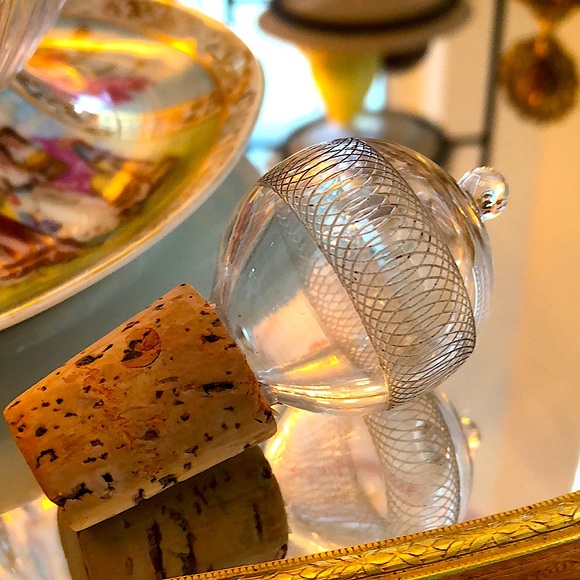 EUC- Antique Handmade Blown Glass Decanter with Original Stopper - Picture 7 of 11